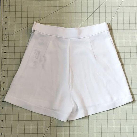 Crepe Side Button Short - Picture 3 of 4